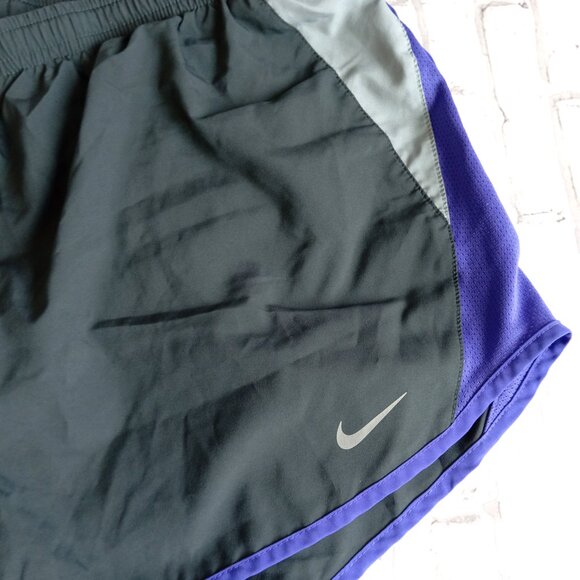 Nike Running Shorts Womens Size Large Gray/Purple Dri Fit Lined‎ Shorts - Picture 3 of 6